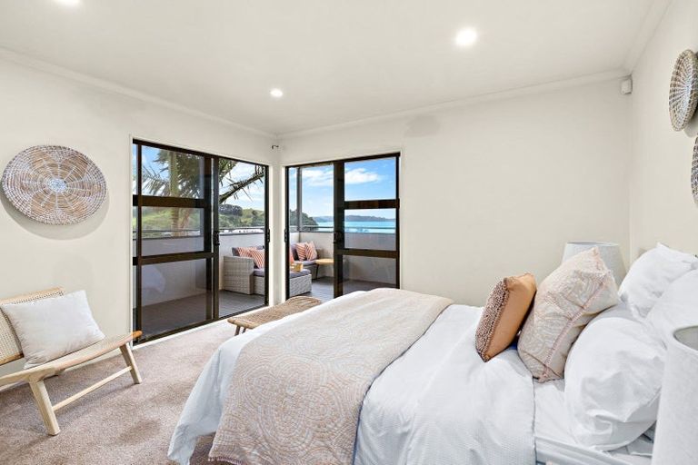 Photo of property in 19 Merehai Place, Snells Beach, 0920