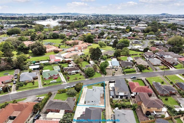 Photo of property in 11 Sunnyside Crescent, Papatoetoe, Auckland, 2025