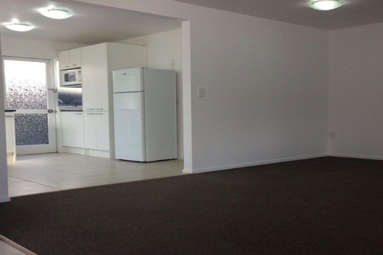 Photo of property in 1/15 Belle Vue Avenue, Northcote Point, Auckland, 0627