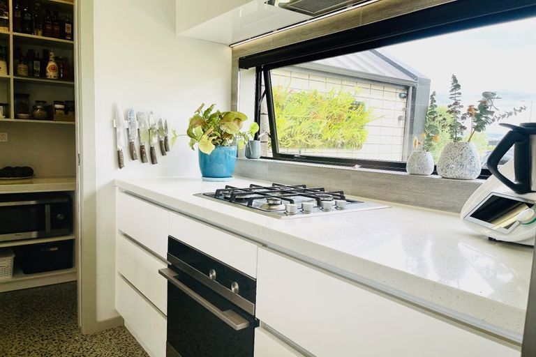 Photo of property in 16 Kaniera Terrace, Cambridge, 3434