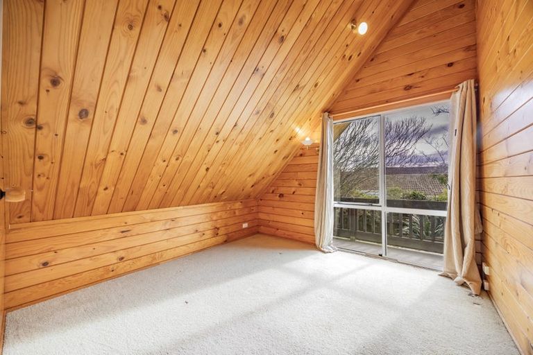 Photo of property in 93 Wiseley Road, West Harbour, Auckland, 0618