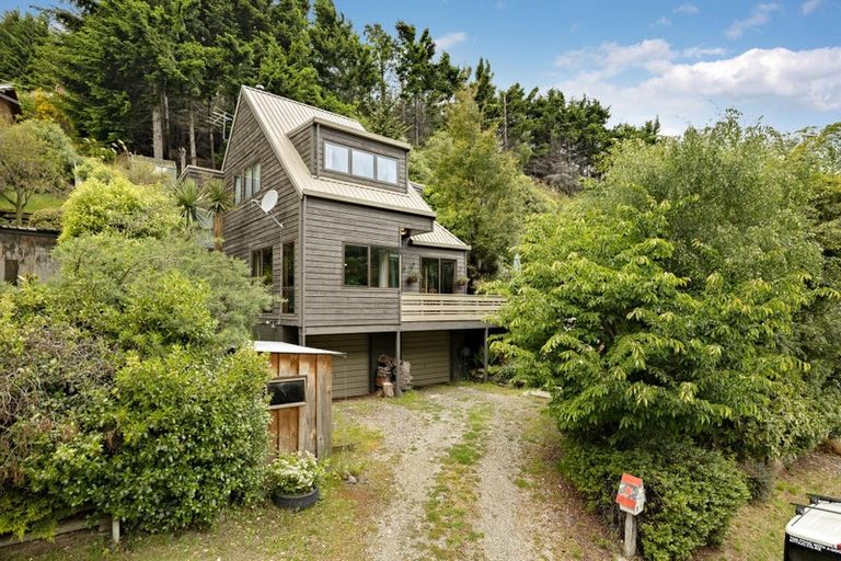 Photo of property in 5 Mackinnon Terrace, Sunshine Bay, Queenstown, 9300