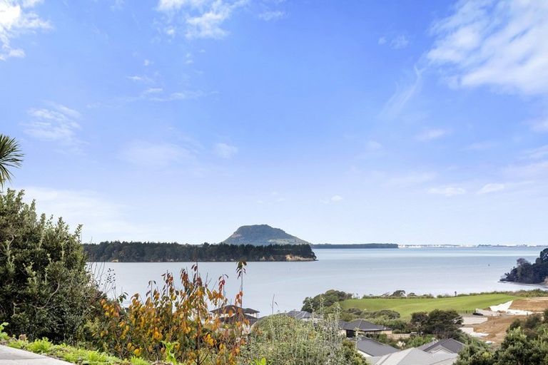 Photo of property in 11a Lynley Park Drive, Omokoroa, 3114