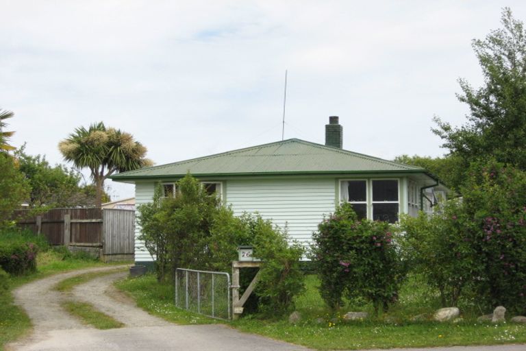 Photo of property in 76 Domett Street, Westport, 7825