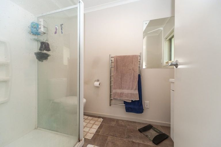 Photo of property in 10 Greenstone Grove, Brown Owl, Upper Hutt, 5018