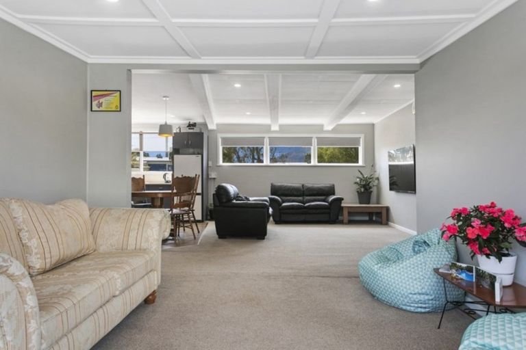 Photo of property in 37 Kotare Street, Hilltop, Taupo, 3330