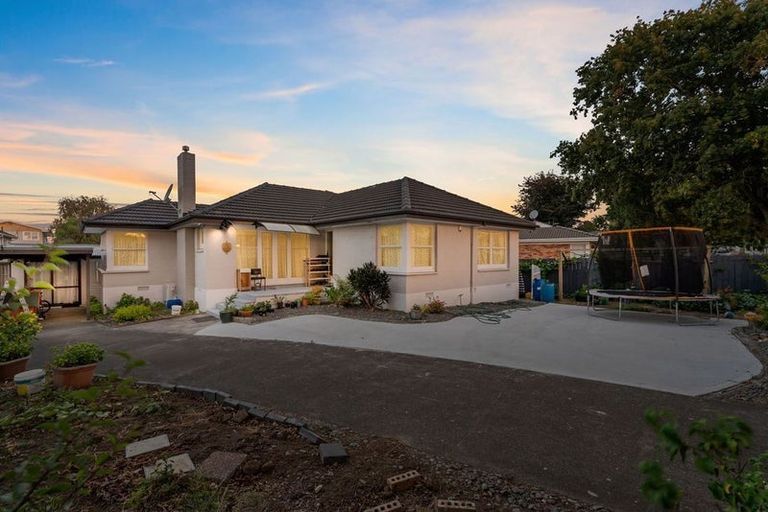 Photo of property in 1/26 Landscape Road, Papatoetoe, Auckland, 2025