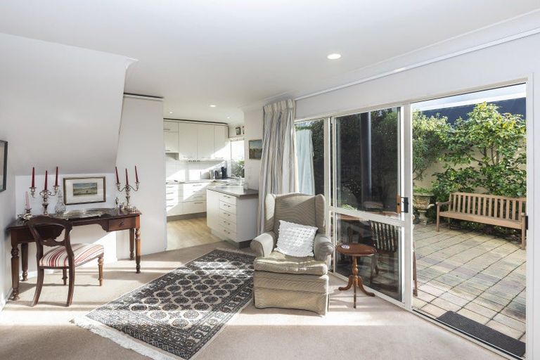 Photo of property in 3/33 Holly Road, St Albans, Christchurch, 8014