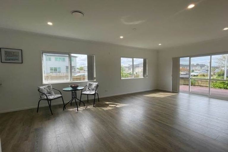 Photo of property in 55 Tawhiti Road, Pukekohe, 2120