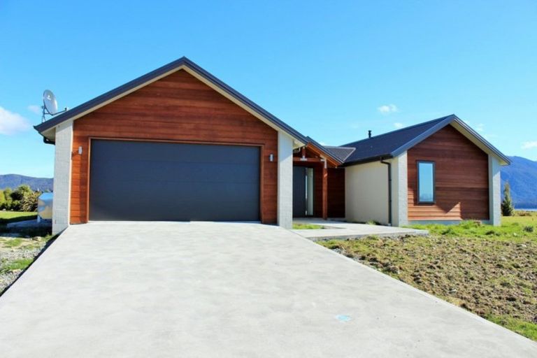 Photo of property in 5 Red Deer Place, Te Anau, 9600