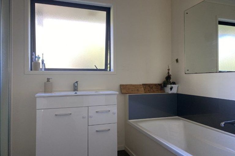 Photo of property in 8a Puaha Street, Takapuwahia, Porirua, 5022