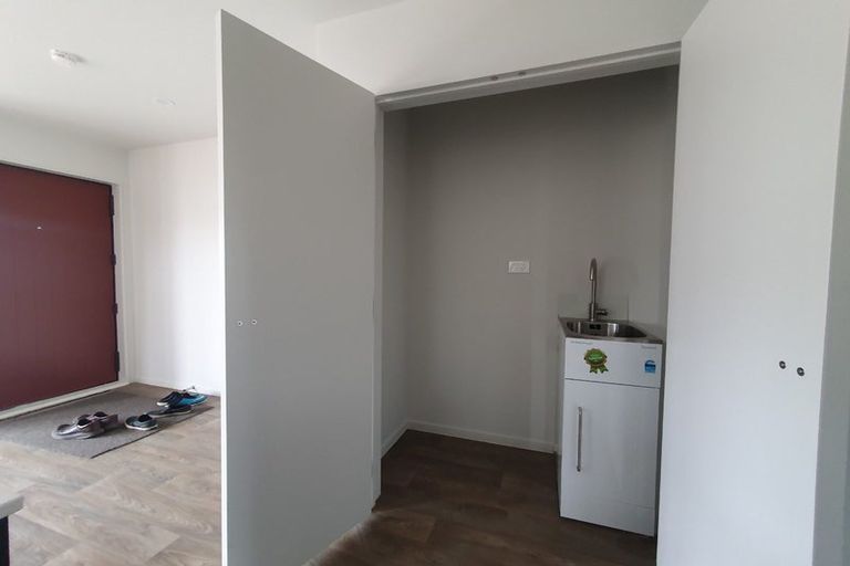 Photo of property in 42 Matawhanga Drive, Wattle Downs, Auckland, 2103