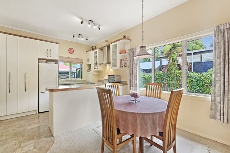 Photo of property in 11 Arthur Street, Glenholme, Rotorua, 3010