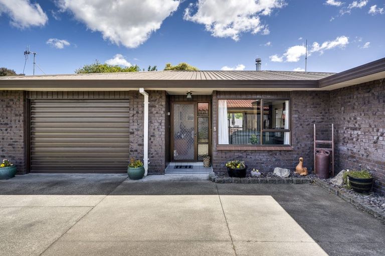 Photo of property in 5/5 Forward Street, Greenmeadows, Napier, 4112