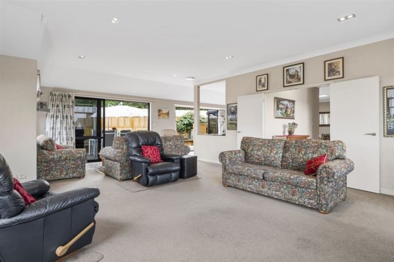Photo of property in 31 Brackenburn Drive, Ohauiti, Tauranga, 3112