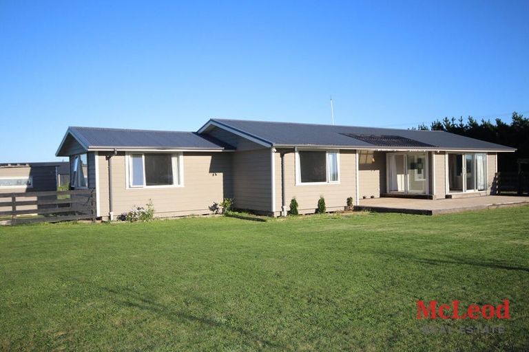 Photo of property in 11 Acton Road, Rakaia, 7781