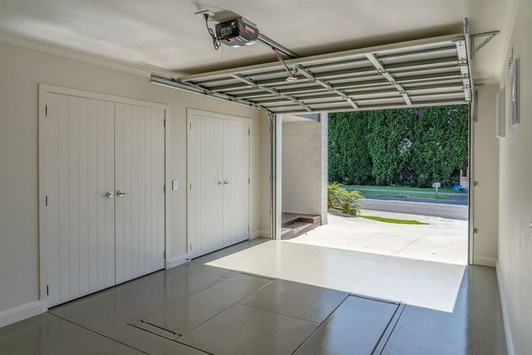 Photo of property in 27 Kayelene Place, Omokoroa, 3114