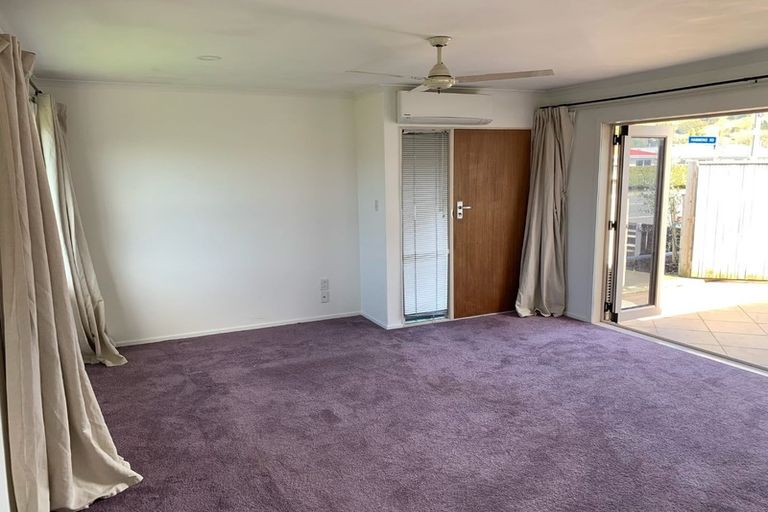 Photo of property in 17 Puketapu Road, Taradale, Napier, 4112