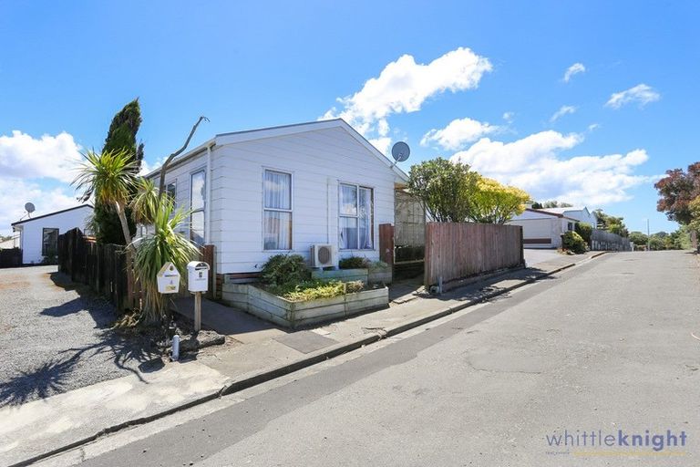 Photo of property in 3 Shire Lane, Woolston, Christchurch, 8062