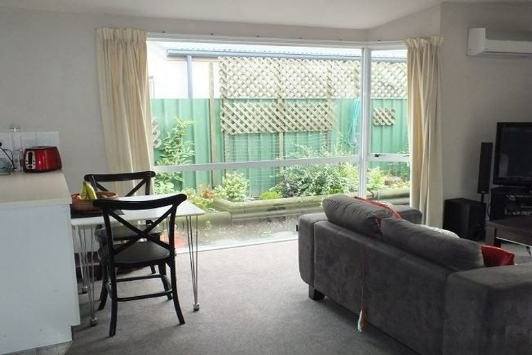 Photo of property in 3/60 Somerset Crescent, Spreydon, Christchurch, 8024