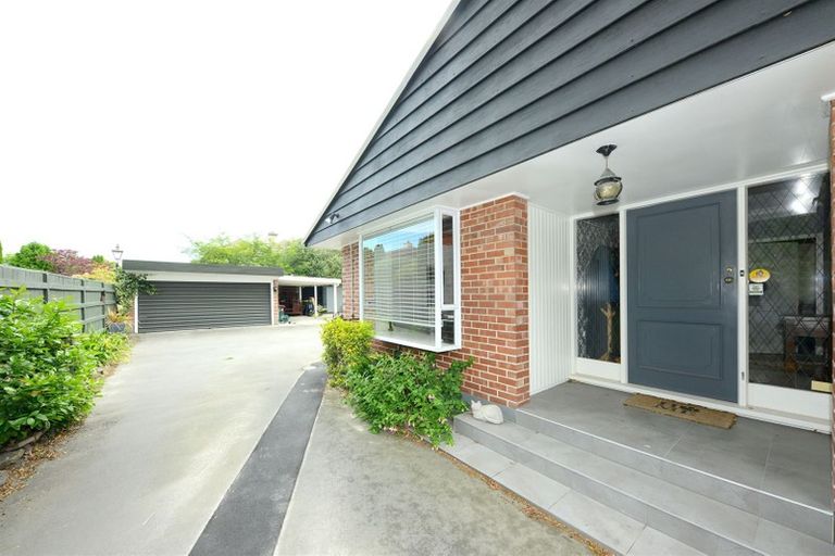 Photo of property in 99a Fendalton Road, Fendalton, Christchurch, 8014