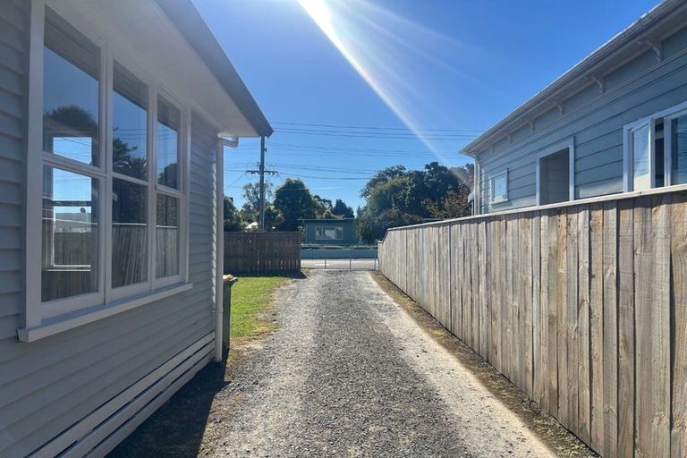 Photo of property in 20 Dunstan Street, Otaki, 5512