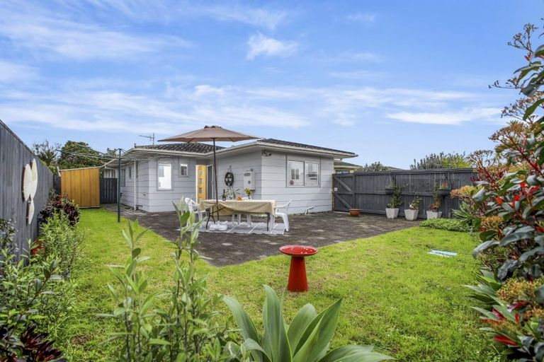 Photo of property in 1/6 Bingara Place, Favona, Auckland, 2024