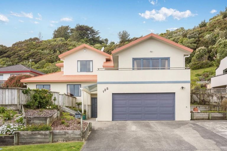 Photo of property in 125 Eskdale Road, Papakowhai, Porirua, 5024