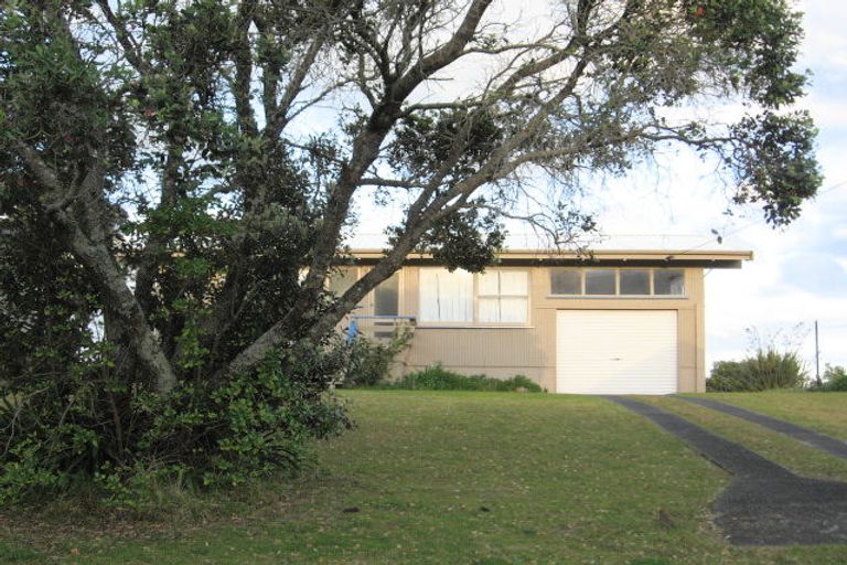 Photo of property in 200 Tangaroa Road, Whangamata, 3620