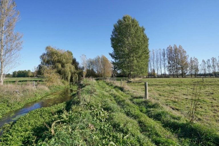 Photo of property in 32 Raddens Road, Ohoka, 7692