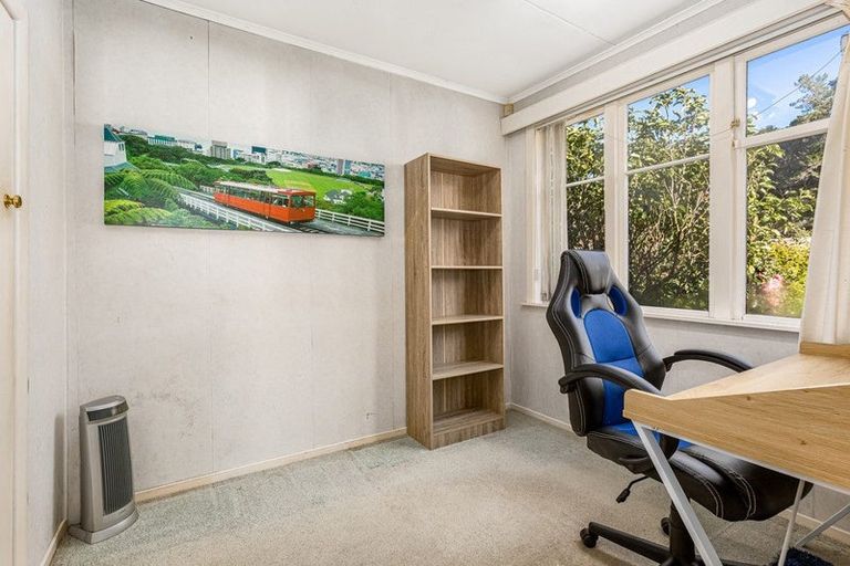 Photo of property in 38 Dover Road, Wainuiomata, Lower Hutt, 5014