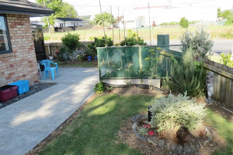 Photo of property in 96a Onerahi Road, Onerahi, Whangarei, 0110