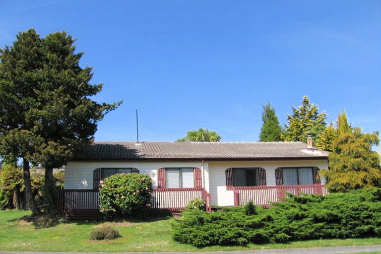 Photo of property in 1 Deborah Place, Mangakakahi, Rotorua, 3015