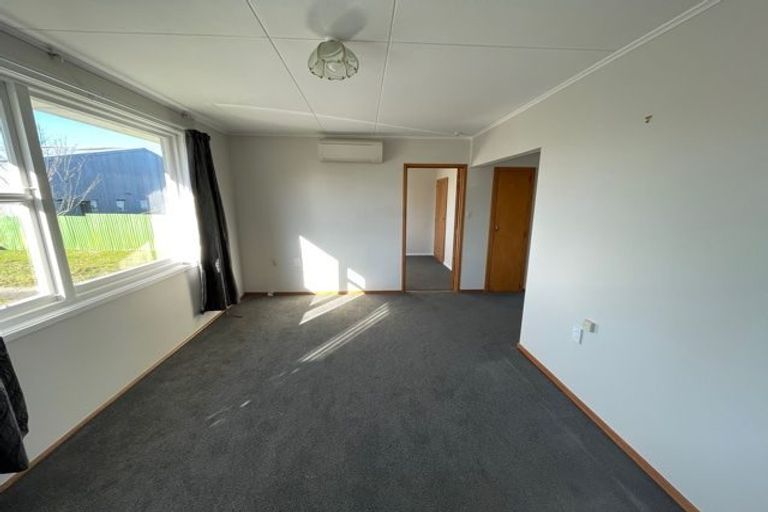 Photo of property in 1-6/74 Hokonui Drive, Gore, 9710