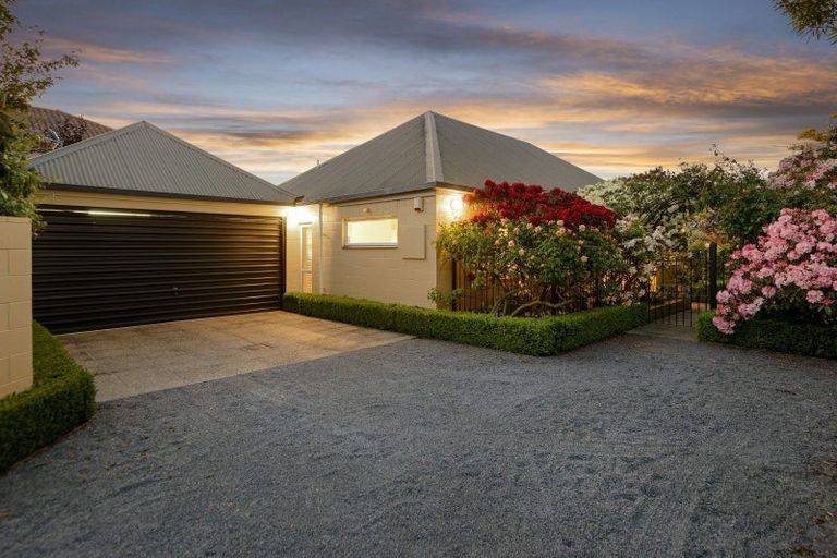 Photo of property in 2/89 Merivale Lane, Merivale, Christchurch, 8014