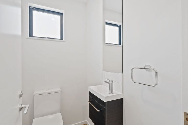 Photo of property in 2/14 Crohane Place, Addington, Christchurch, 8024