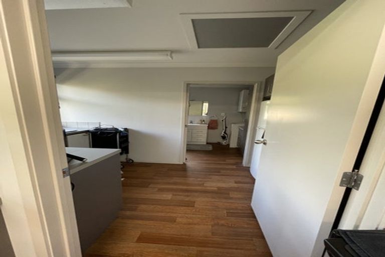 Photo of property in 25a Church Road, Taradale, Napier, 4112