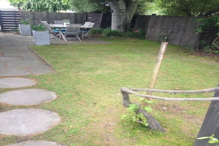 Photo of property in 1/501 Ilam Road, Bryndwr, Christchurch, 8052