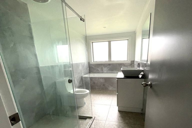 Photo of property in 87 Tiro Tiro Road, Levin, 5510