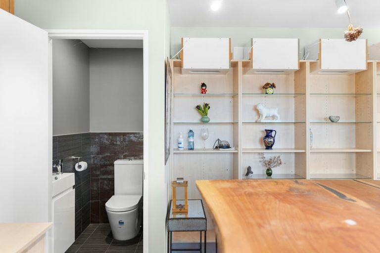 Photo of property in 5 Wharenui Road, Upper Riccarton, Christchurch, 8041