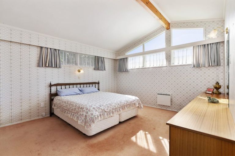 Photo of property in 134 Hine Road, Wainuiomata, Lower Hutt, 5014