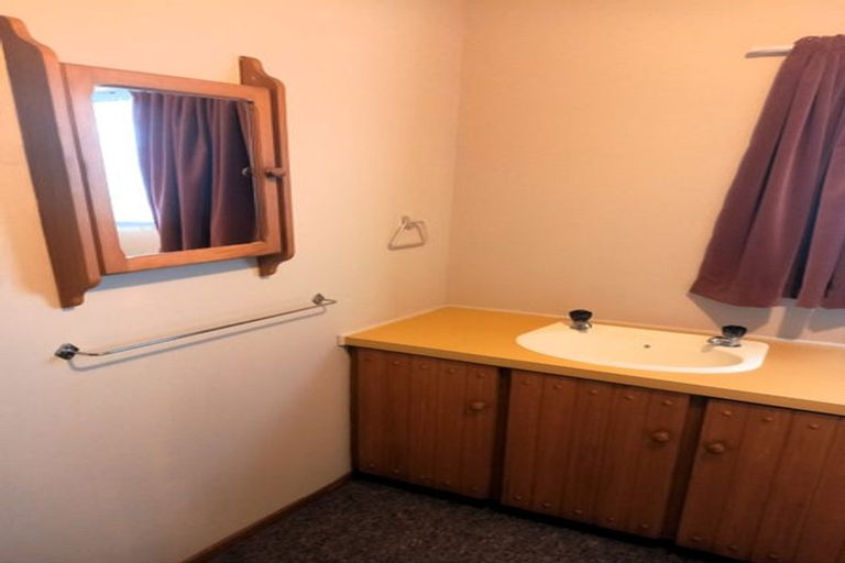 Photo of property in 12 Deveron Street, Regent, Whangarei, 0112