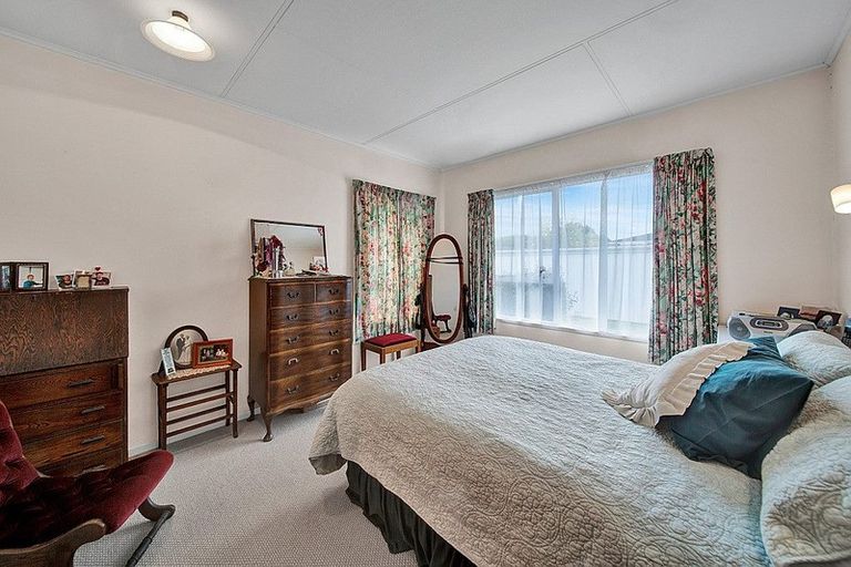 Photo of property in 21 Davidson Street, Hawera, 4610