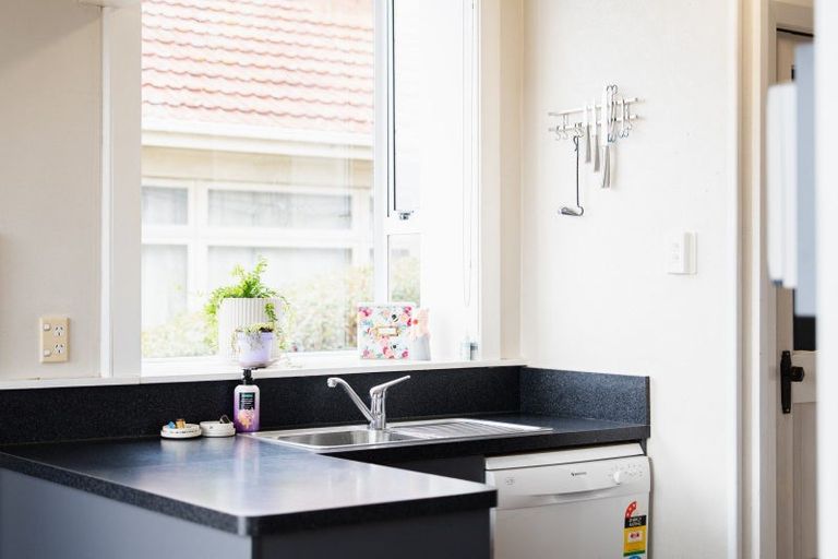 Photo of property in 27 Kinsman Street, Kaikorai, Dunedin, 9010