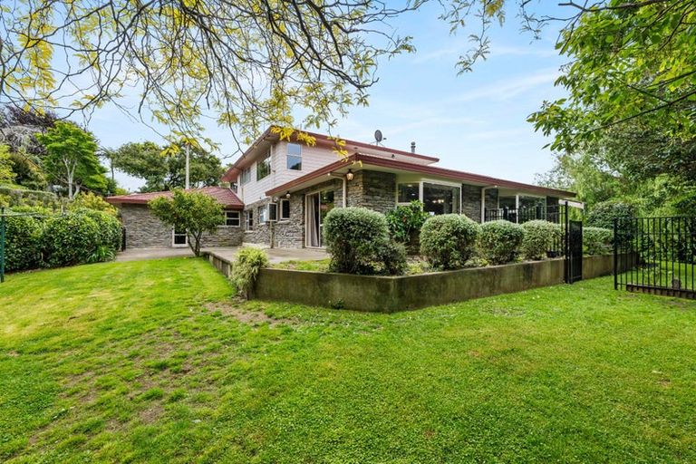 Photo of property in 333 Devon Street West, New Plymouth, 4310