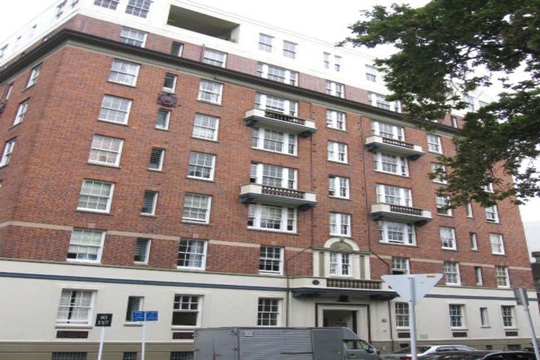Photo of property in Hampton Court City Apartments, 8c/182 Federal Street, Auckland Central, Auckland, 1010
