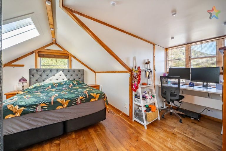 Photo of property in 1/1250 High Street, Taita, Lower Hutt, 5011