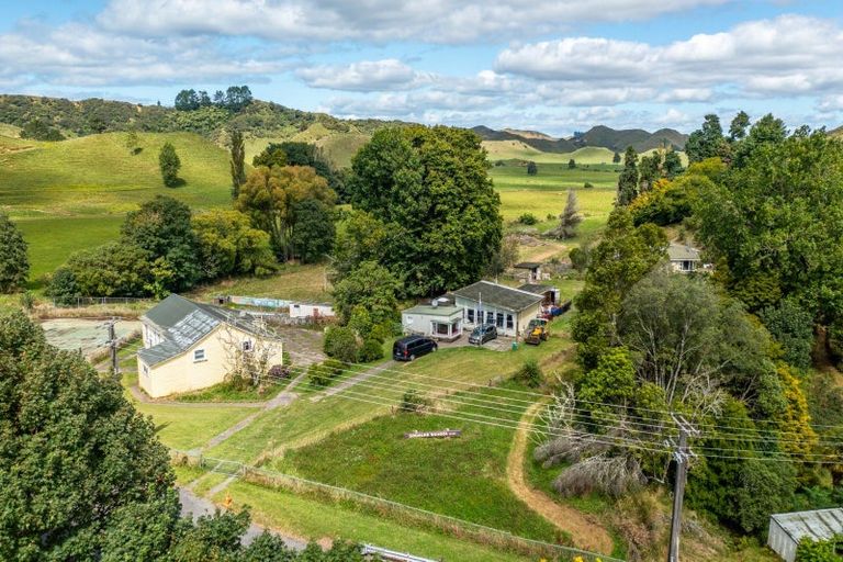 Photo of property in 1682 Ohura Road, Douglas, Stratford, 4392