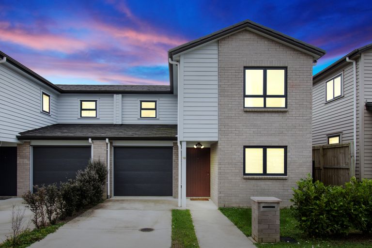 Photo of property in 10 Taiaapure Street, Weymouth, Auckland, 2103