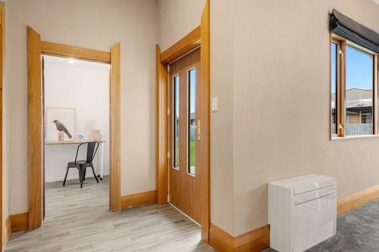 Photo of property in 1 Milton Street, Gore, 9710